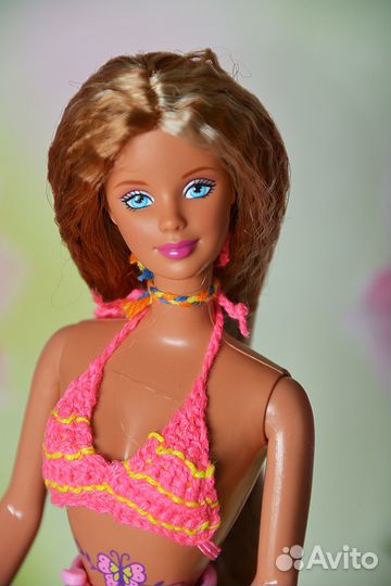 Барби Sparkle Beach и Butterfly Art Barbie 90