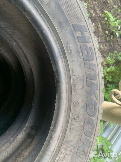 Hankook Winter I'Pike 215/60 R16