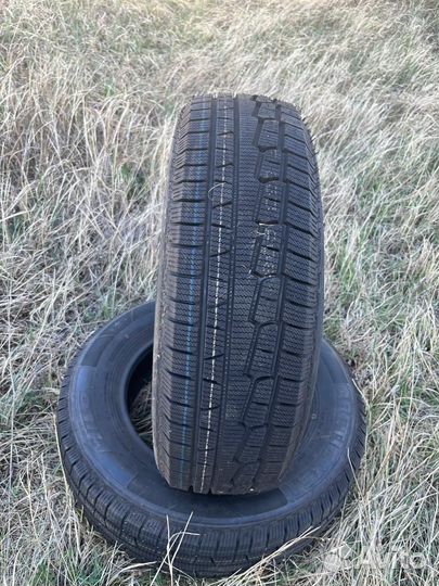 Hilo Arctic S-8 185/70 R14