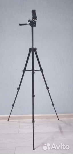 Штатив для смартфона, камеры с блютуз кнопкой