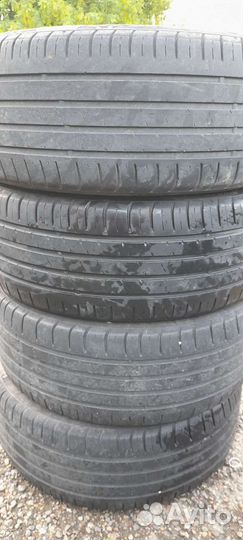 Kumho Ecsta HS51 225/55 R17