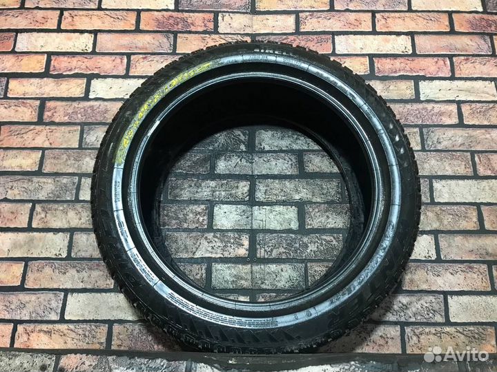 Pirelli Winter Carving Edge 245/45 R19 102T