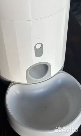 Автоматическая Wi-Fi кормушка Petoneer