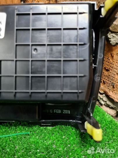 Блок управления климатом Toyota Auris E150