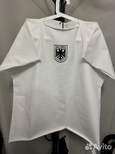 Футболка vultures kanye west yeezy (хит 2024)