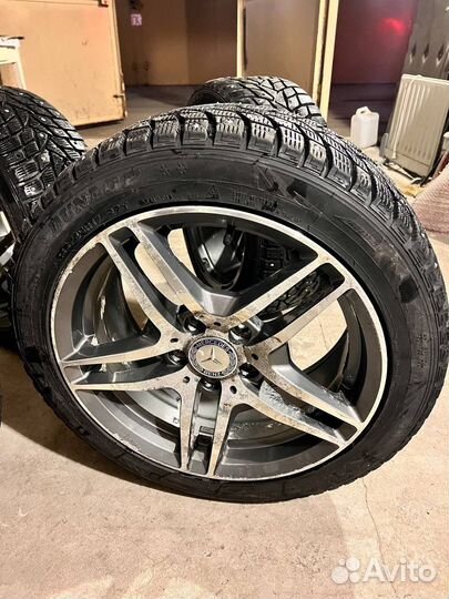 Зимняя резина на дисках r17 235/45 (Мерседес Е)