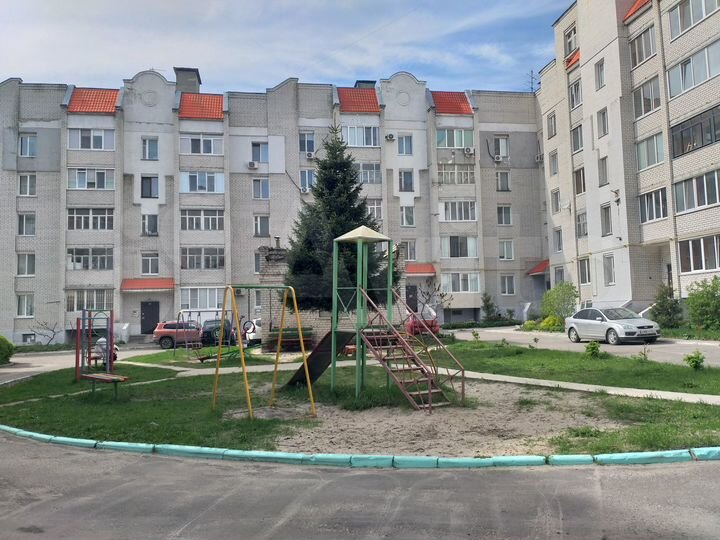 2-к. квартира, 70,2 м², 4/5 эт.