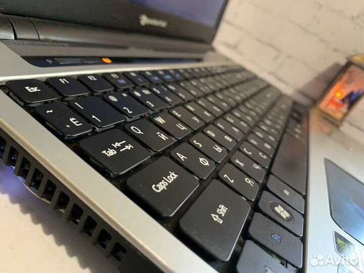 Мощный ноутбук Packard bell 2 Видеокарты/i3/SSD