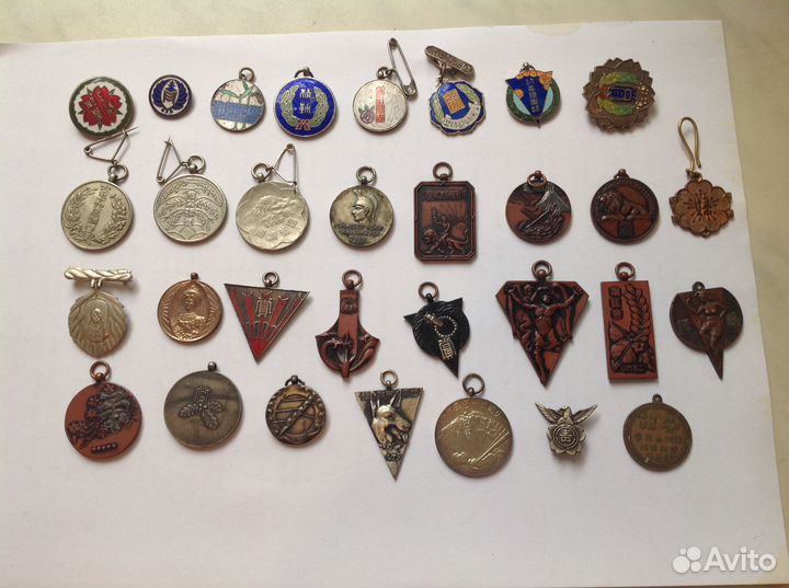 Довоенные знаки японских обществ