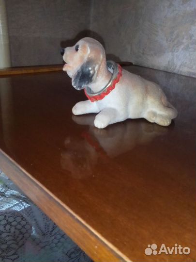 Голубь,карзинка с цветами