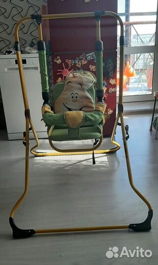 Детская качелька