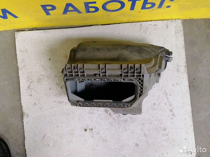 Короб для эбу мотора Ауди А4б8