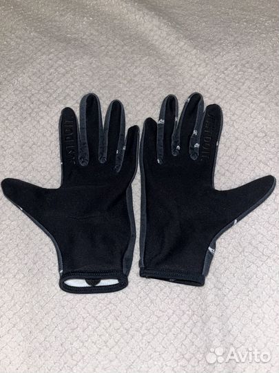 Перчатки nike
