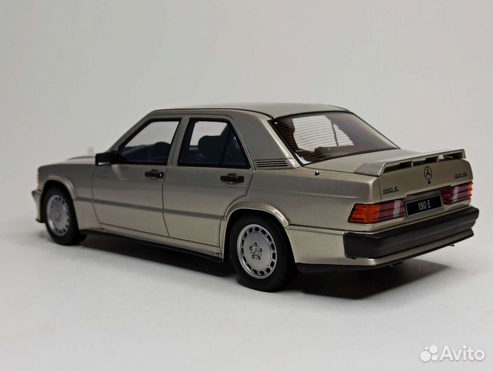 Mercedes 190E 2,5 16V W201 1988 Otto 1:18