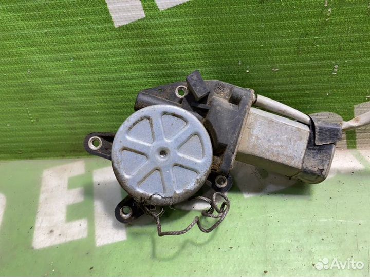 Мотор стеклоподъемника правый Lifan Breez 520