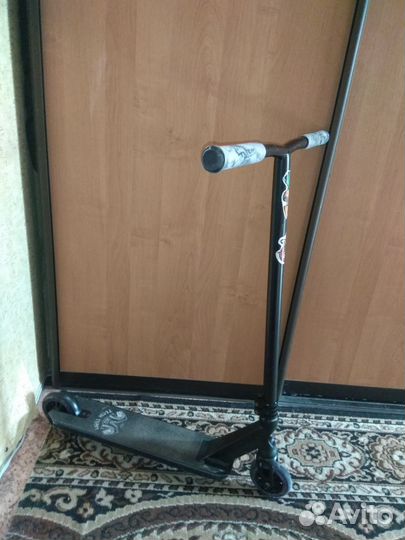 Трюковой самокат Tech team Aker