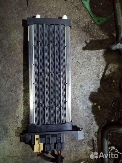 Электрический радиатор отопителя 8E1 819 011