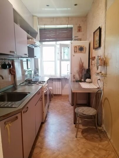 2-к. квартира, 56 м², 1/4 эт.