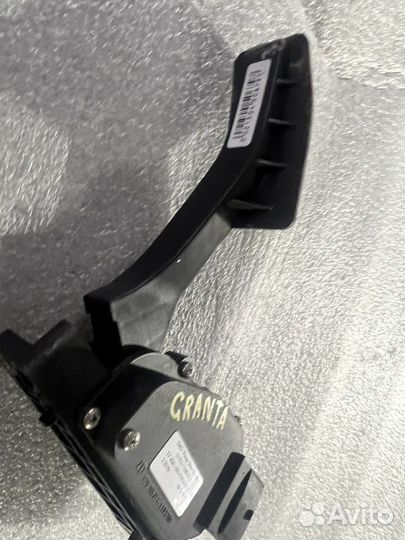 Педаль газа LADA Granta