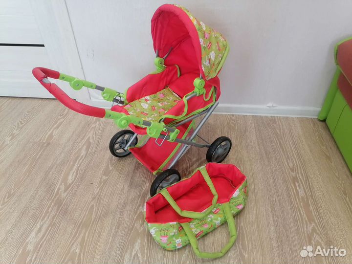 Коляска для кукол