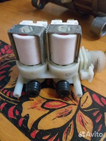 Мотор стиральной машинки Атлант, заливной клапан