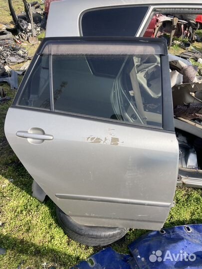 Дверь передняя toyota corolla spacio 120