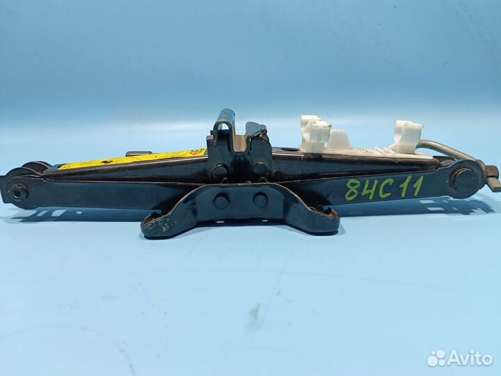 Домкрат для Ford Focus 2 2005-2011