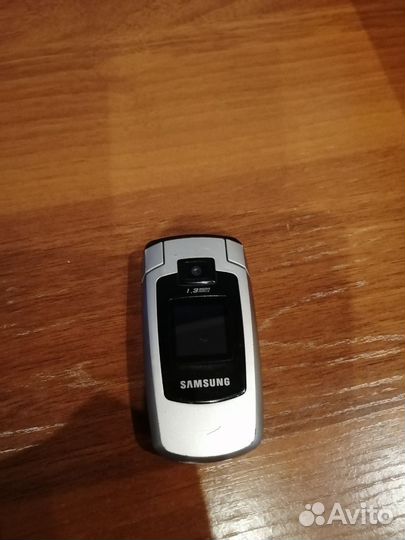 Телефон раскладушка Samsung sgh-e380