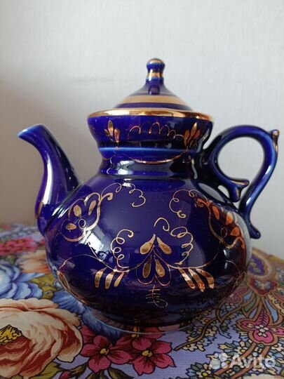 Чайник, стаканы кобальт с золотом Гжель