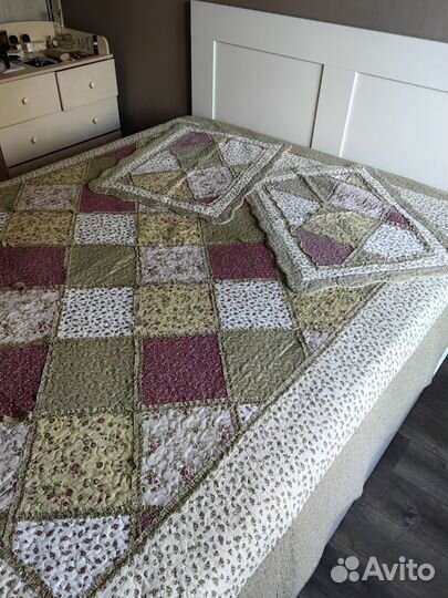 Покрывало на двуспальную кровать