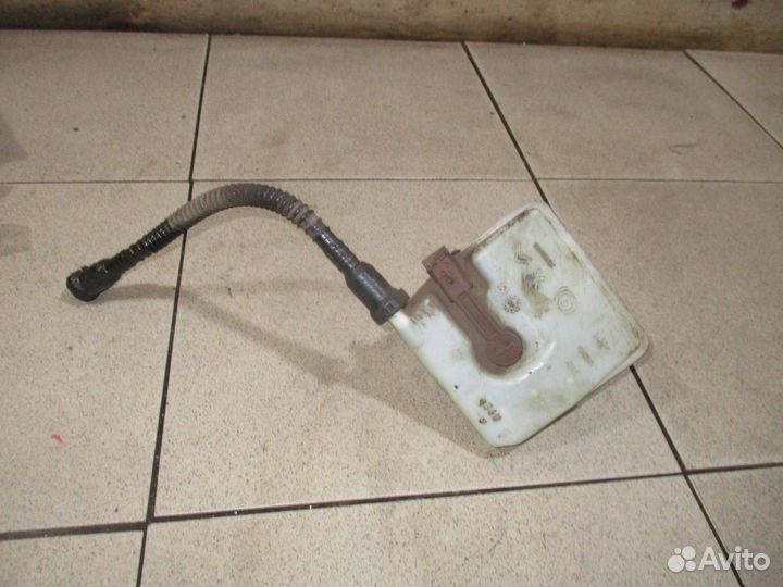 Бачок главного тормозного цилиндра Peugeot Partner