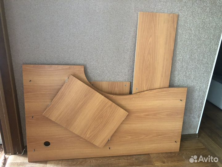 Компьютерный стол