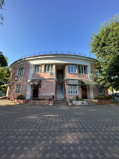 2-к. квартира, 75 м², 2/2 эт.