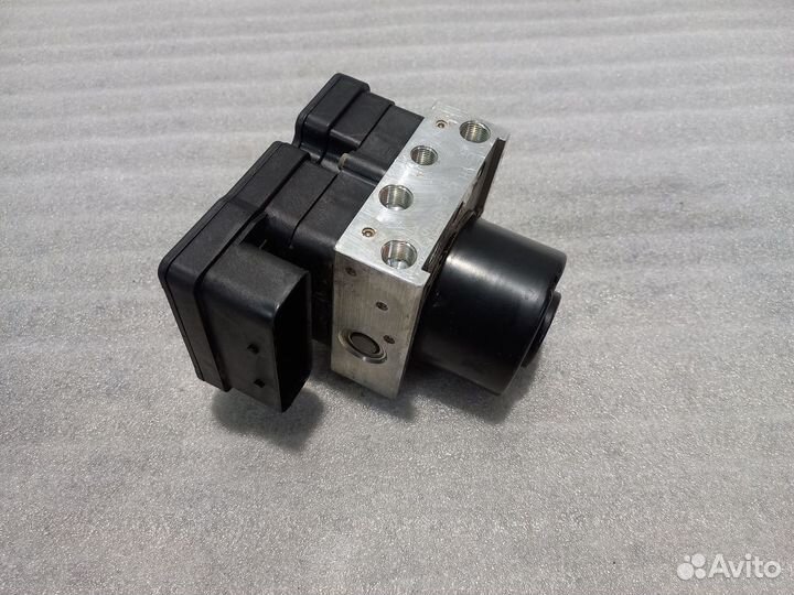 Блок ABS Opel Astra H (2006 - 2014) 13246534