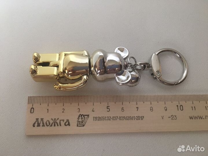 Bearbrick брелок