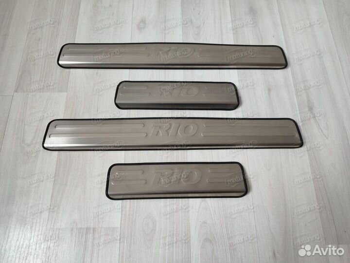 Накладки на пороги KIA Rio 2011-2017