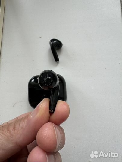 Беспроводные наушники для телефона или плеера