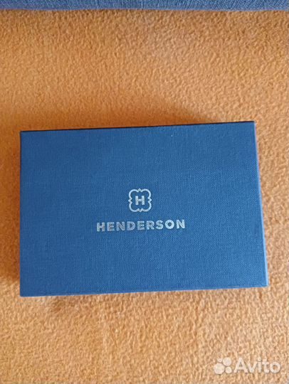 Портмоне кожанное henderson