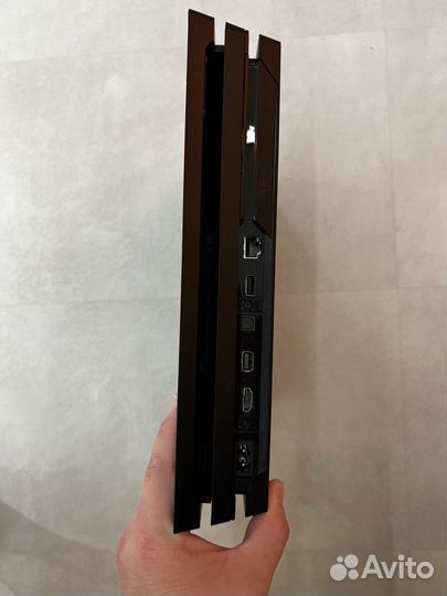 Sony PS4 pro 1tb
