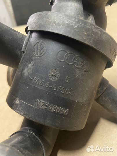 Термостат.Рабочий. 03L 121 111AE passat b7 2.0 tdi