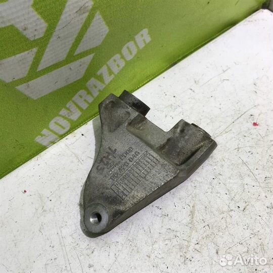 Кронштейн генератора Шевроле Авео Т200 03-08