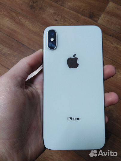 iPhone X, 64 ГБ