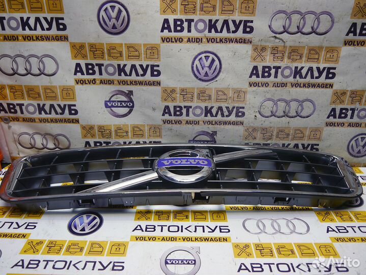 Решетка радиатора Вольво XC90 рестайлинг