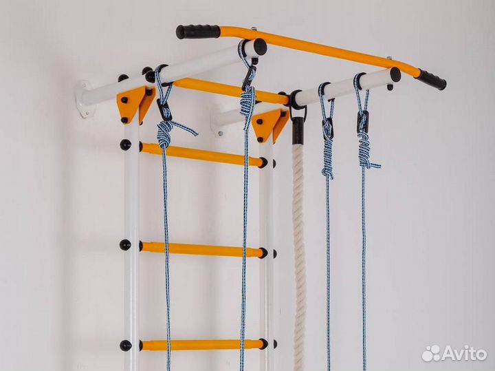 Спортивная шведская стенка