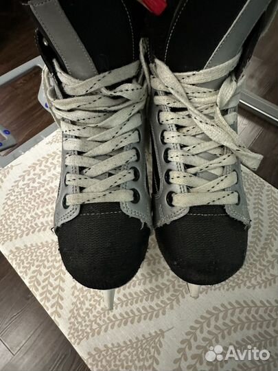 Коньки хоккейные