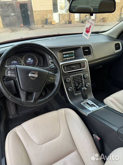 Volvo S60 1.6 AT, 2011, 180 000 км