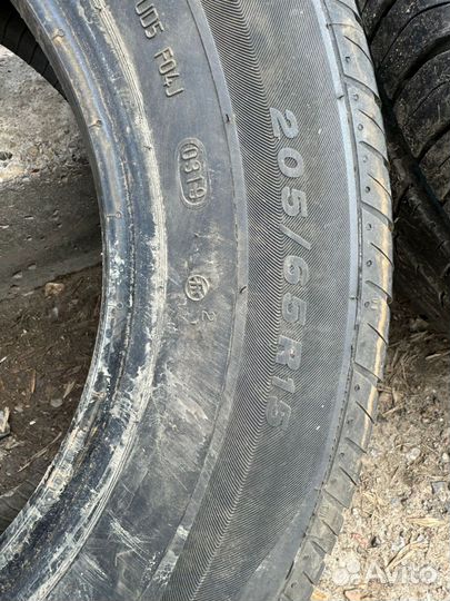 Viatti Strada Asimmetrico 205/65 R15