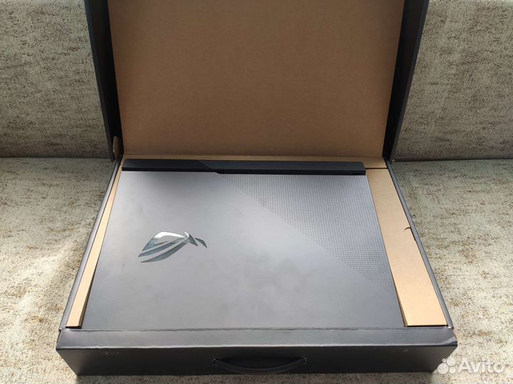 Asus ROG Strix G17 G713-K4228