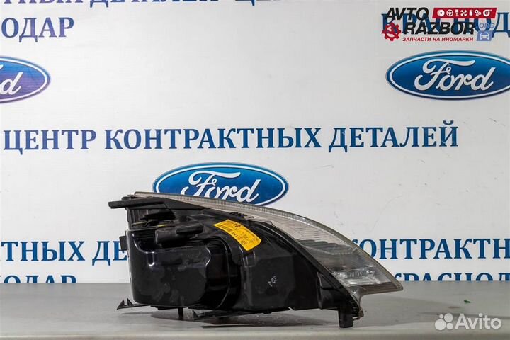 Фара левая с кор. Ford C-MAX 2003-2011