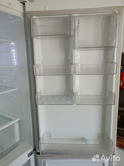 Холодильник LG бу